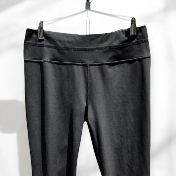 🌻Athleta Black Workout Activewear Leggings Back Stash Zip Pocket Size S EUC - Picture 2 of 6